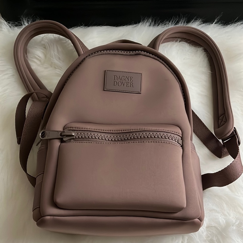 Dagne Dover Dakota Neoprene Backpack w/ matching toiletry bag